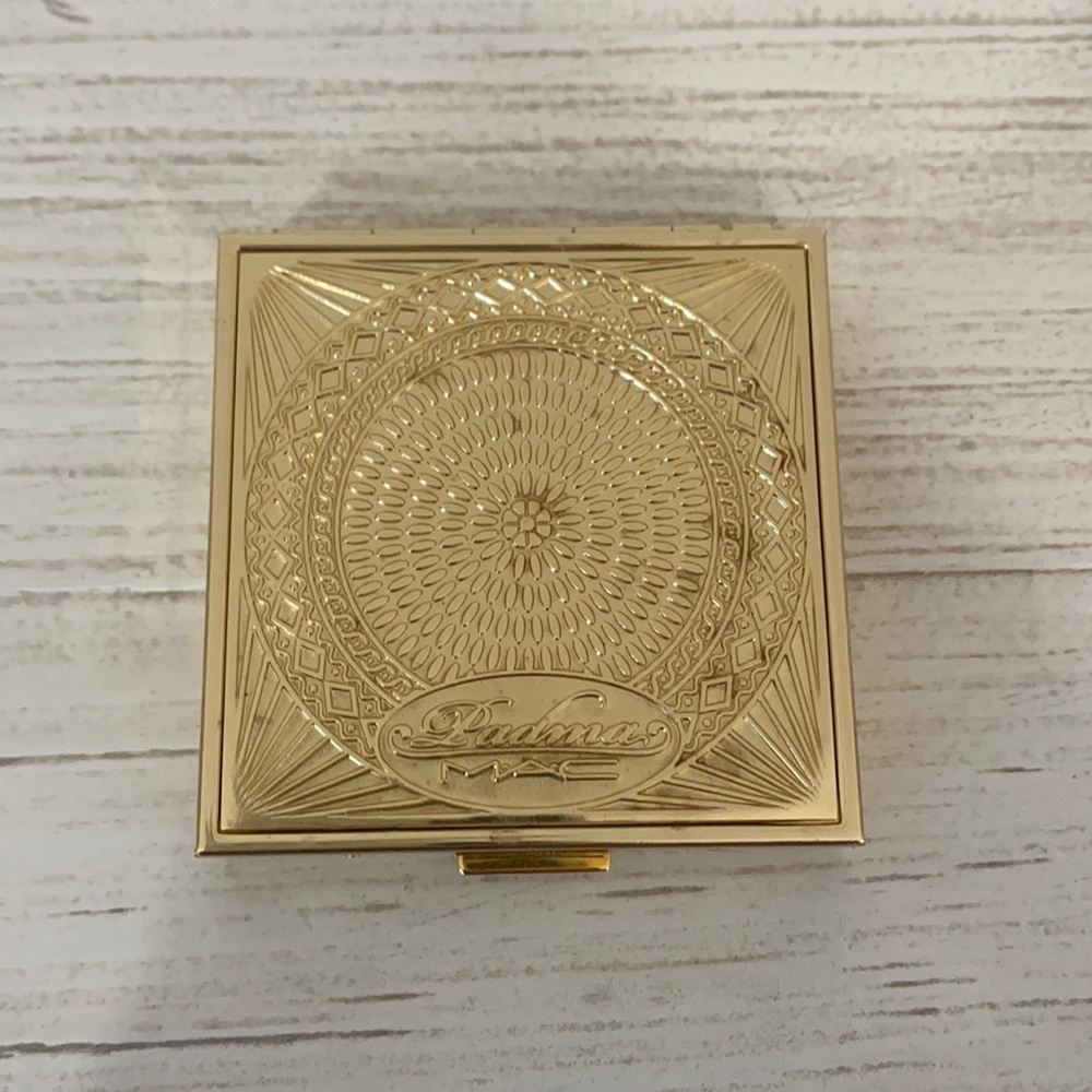 MAC Padma eyeshadow palette